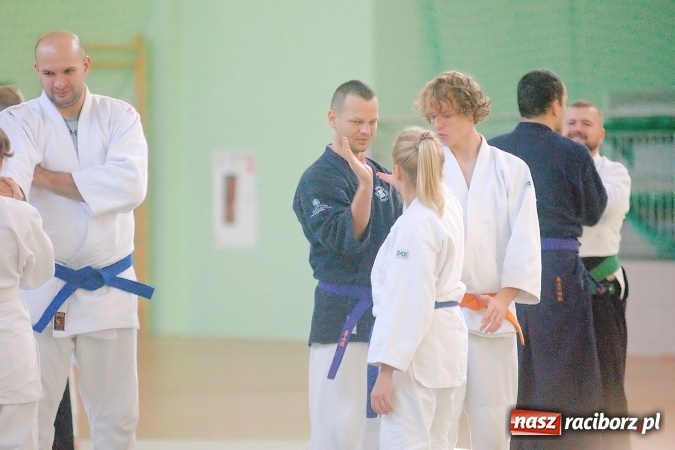 Zdjęcie w galerii na portalu naszraciborz.pl: Wsp&oacute;lny trening z mistrzami na zakończenie Budo Gali 2016 wiadomości z regionu
