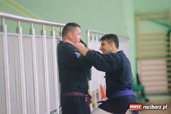 Zdjęcie w galerii na portalu naszraciborz.pl: Wsp&oacute;lny trening z mistrzami na zakończenie Budo Gali 2016 wiadomości z regionu