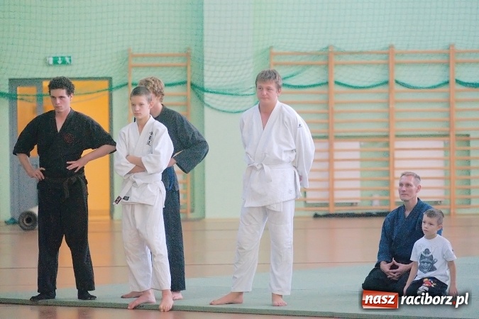 Zdjęcie w galerii na portalu naszraciborz.pl: Wsp&oacute;lny trening z mistrzami na zakończenie Budo Gali 2016 wiadomości z regionu