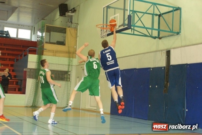 Zdjęcie w galerii na portalu naszraciborz.pl: Koszykarze Ofensywy w ofensywie  wiadomości z regionu