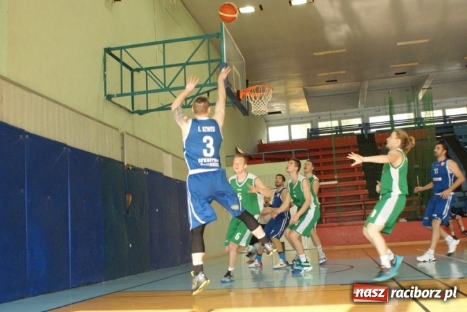 Zdjęcie w galerii na portalu naszraciborz.pl: Koszykarze Ofensywy w ofensywie  wiadomości z regionu