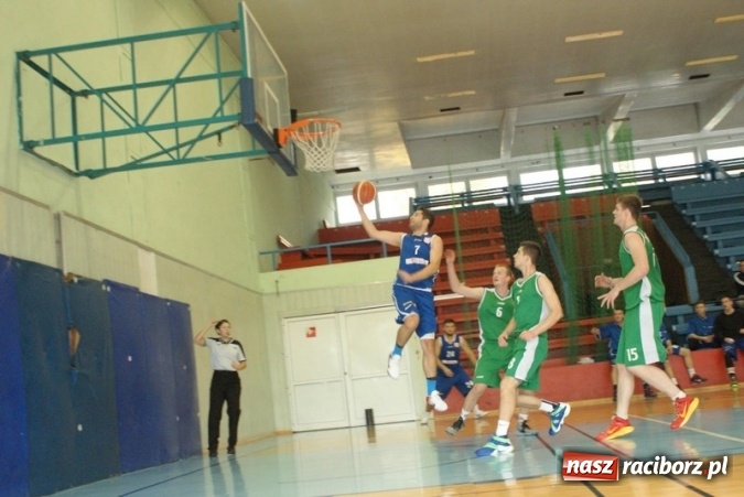 Zdjęcie w galerii na portalu naszraciborz.pl: Koszykarze Ofensywy w ofensywie  wiadomości z regionu