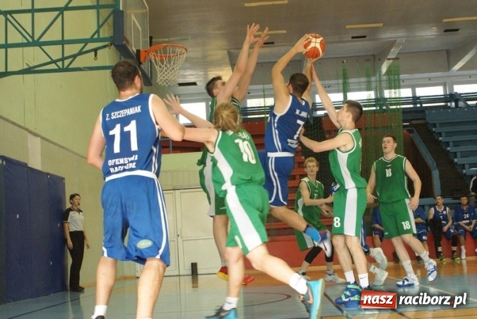 Zdjęcie w galerii na portalu naszraciborz.pl: Koszykarze Ofensywy w ofensywie  wiadomości z regionu