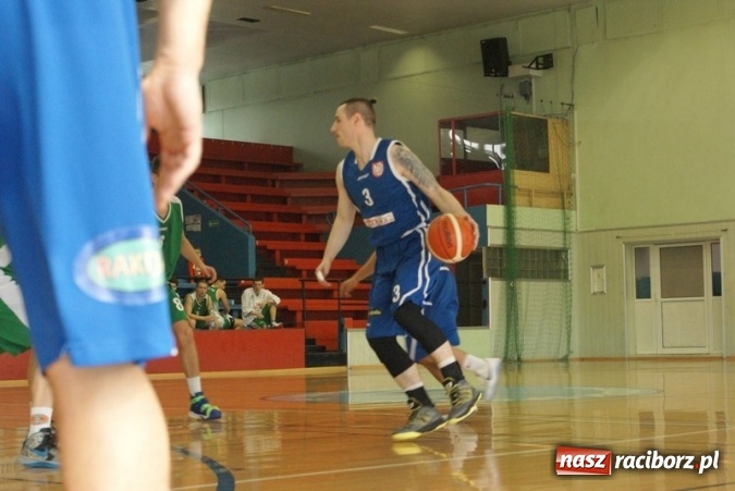 Zdjęcie w galerii na portalu naszraciborz.pl: Koszykarze Ofensywy w ofensywie  wiadomości z regionu