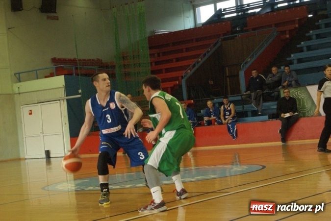 Zdjęcie w galerii na portalu naszraciborz.pl: Koszykarze Ofensywy w ofensywie  wiadomości z regionu