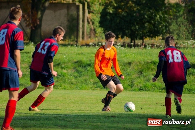 Zdjęcie w galerii na portalu naszraciborz.pl: Juniorzy Rafako nie zwalniają tempa. Kolejny mecz i kolejna wygrana wiadomości z regionu