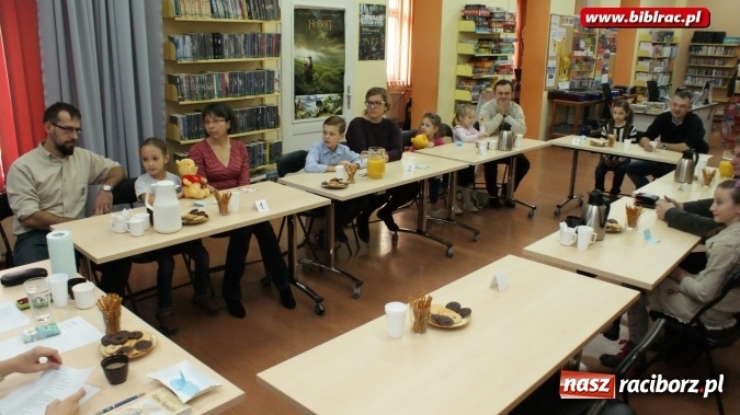 Zdjęcie w galerii na portalu naszraciborz.pl: Rodzinna sobota z Kubusiem Puchatkiem w bibliotece  wiadomości z regionu