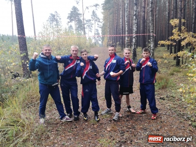 Zdjęcie w galerii na portalu naszraciborz.pl: Wychowankowie Młodzieżowego Ośrodka Wychowawczego na fali wiadomości z regionu