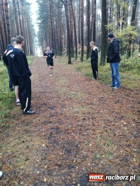 Zdjęcie w galerii na portalu naszraciborz.pl: Wychowankowie Młodzieżowego Ośrodka Wychowawczego na fali wiadomości z regionu