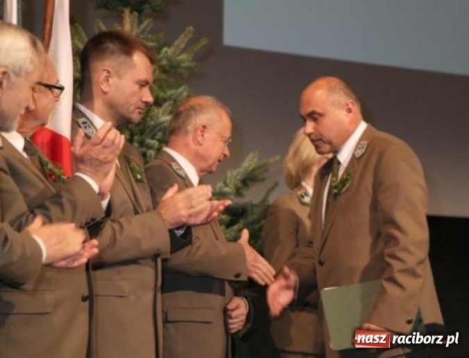 Zdjęcie w galerii na portalu naszraciborz.pl: Diamentowy Kordelas dla dr inż. Kazimierza Szabli, wieloletniego nadleśniczego z Rud wiadomości z regionu