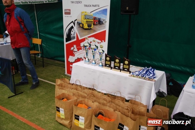 Zdjęcie w galerii na portalu naszraciborz.pl: II Turniej tenisa stołowego o Puchar Starosty w Rudach wiadomości z regionu