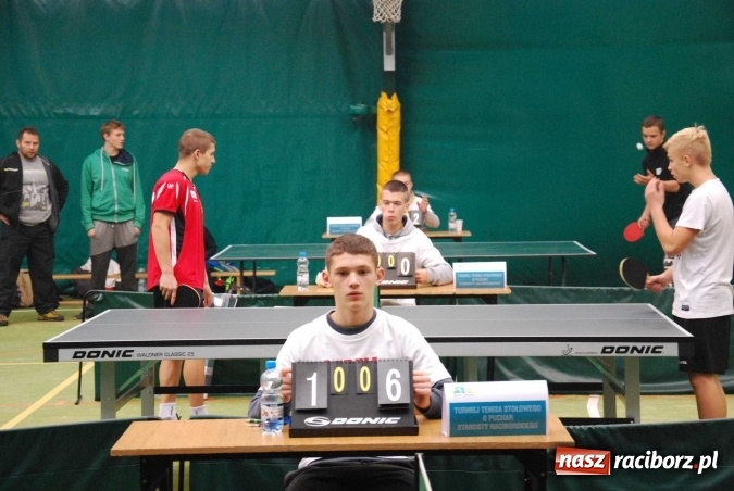 Zdjęcie w galerii na portalu naszraciborz.pl: II Turniej tenisa stołowego o Puchar Starosty w Rudach wiadomości z regionu