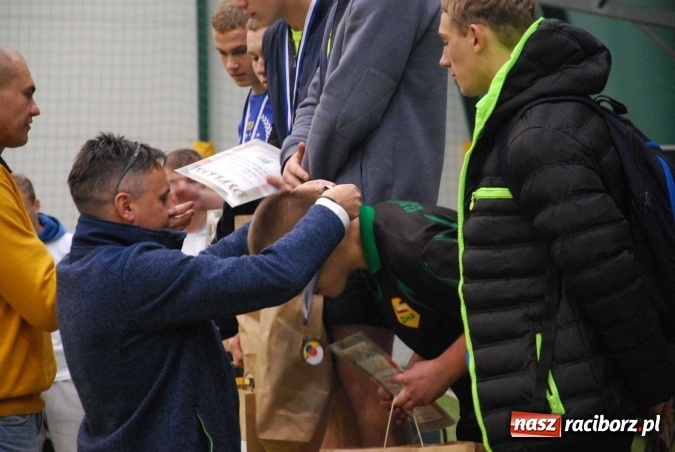 Zdjęcie w galerii na portalu naszraciborz.pl: II Turniej tenisa stołowego o Puchar Starosty w Rudach wiadomości z regionu