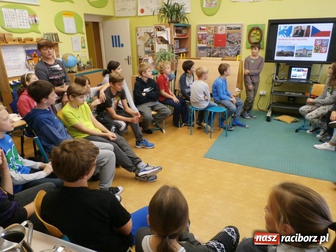 Zdjęcie w galerii na portalu naszraciborz.pl: Zespół Szkolno-Przedszkolny nr 3 realizuje projekt wspólnie ze szkołą z Opavy  wiadomości z regionu