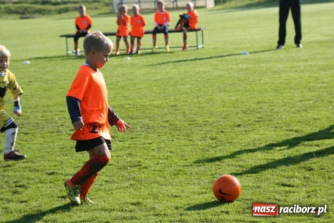 Zdjęcie w galerii na portalu naszraciborz.pl: Żaki Rafako i Tworkowa wystąpiły na turnieju piłkarskim w czeskich Šilheřovicach wiadomości z regionu