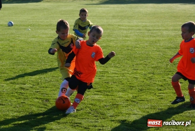 Zdjęcie w galerii na portalu naszraciborz.pl: Żaki Rafako i Tworkowa wystąpiły na turnieju piłkarskim w czeskich Šilheřovicach wiadomości z regionu