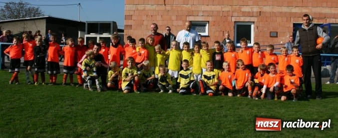 Zdjęcie w galerii na portalu naszraciborz.pl: Żaki Rafako i Tworkowa wystąpiły na turnieju piłkarskim w czeskich Šilheřovicach wiadomości z regionu