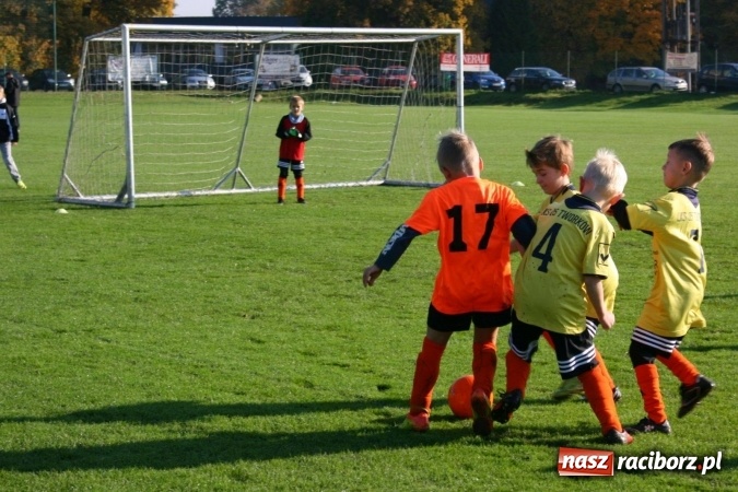 Zdjęcie w galerii na portalu naszraciborz.pl: Żaki Rafako i Tworkowa wystąpiły na turnieju piłkarskim w czeskich Šilheřovicach wiadomości z regionu