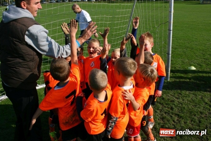 Zdjęcie w galerii na portalu naszraciborz.pl: Żaki Rafako i Tworkowa wystąpiły na turnieju piłkarskim w czeskich Šilheřovicach wiadomości z regionu