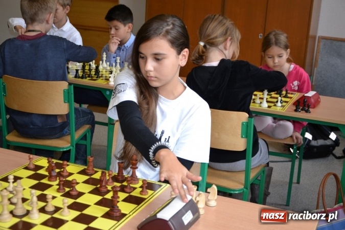 Zdjęcie w galerii na portalu naszraciborz.pl: SP4 górą na zawodach szachowych w Tworkowie  wiadomości z regionu