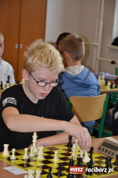 Zdjęcie w galerii na portalu naszraciborz.pl: SP4 górą na zawodach szachowych w Tworkowie  wiadomości z regionu