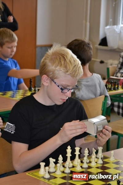 Zdjęcie w galerii na portalu naszraciborz.pl: SP4 górą na zawodach szachowych w Tworkowie  wiadomości z regionu