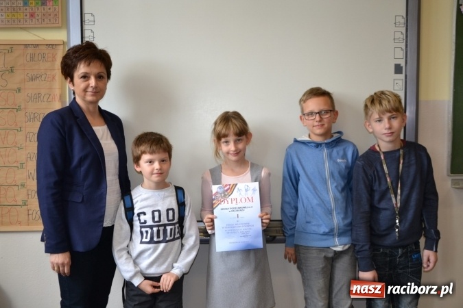 Zdjęcie w galerii na portalu naszraciborz.pl: SP4 górą na zawodach szachowych w Tworkowie  wiadomości z regionu