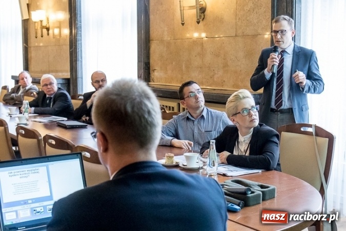 Zdjęcie w galerii na portalu naszraciborz.pl: Niska emisja pod kontrolą wiadomości z regionu