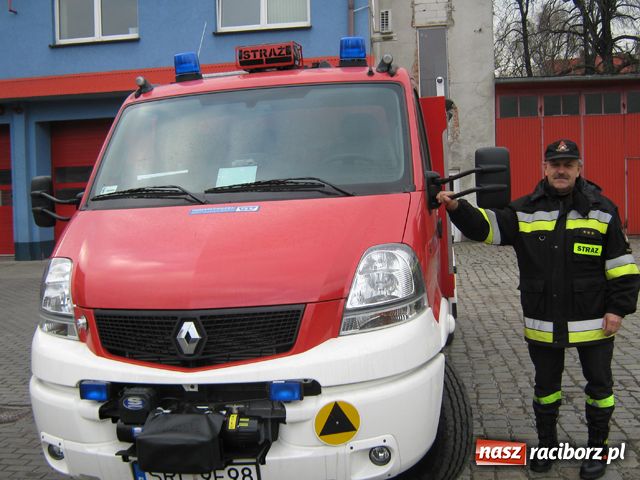 Zdjęcie w galerii na portalu naszraciborz.pl: Strażacy dostali nowoczesne wozy wiadomości z regionu
