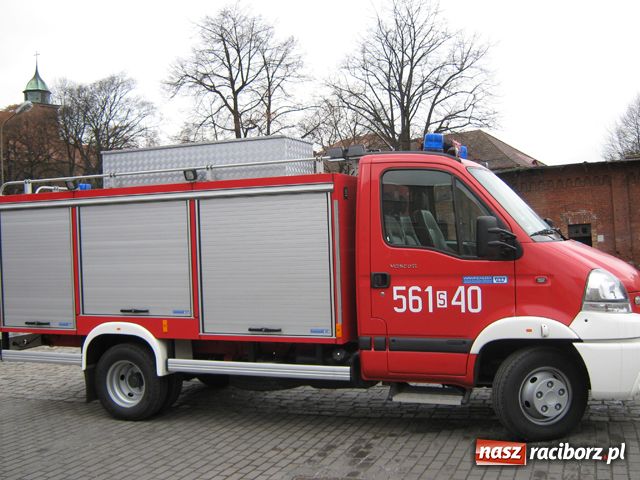 Zdjęcie w galerii na portalu naszraciborz.pl: Strażacy dostali nowoczesne wozy wiadomości z regionu