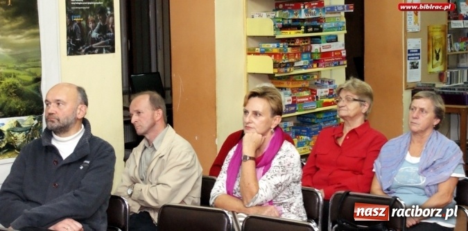 Zdjęcie w galerii na portalu naszraciborz.pl: O mniejszości niemieckiej w raciborskiej bibliotece  wiadomości z regionu