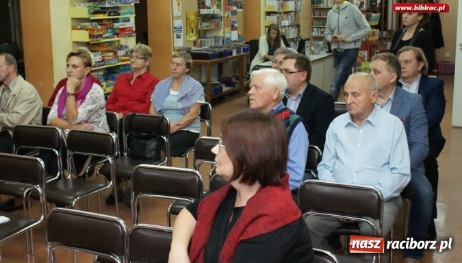 Zdjęcie w galerii na portalu naszraciborz.pl: O mniejszości niemieckiej w raciborskiej bibliotece  wiadomości z regionu