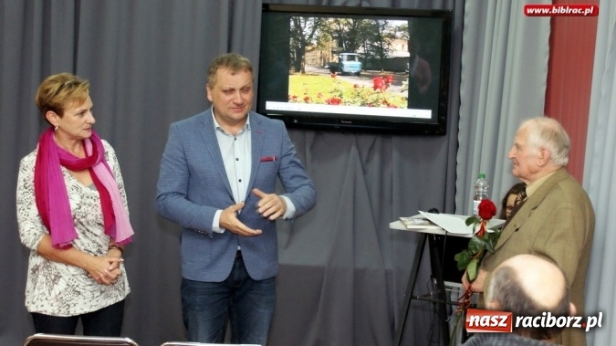 Zdjęcie w galerii na portalu naszraciborz.pl: O mniejszości niemieckiej w raciborskiej bibliotece  wiadomości z regionu