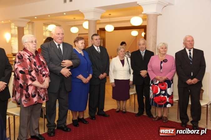 Zdjęcie w galerii na portalu naszraciborz.pl: Razem od pięćdziesięciu lat - siedem par z Raciborza świętowało dziś złote gody wiadomości z regionu