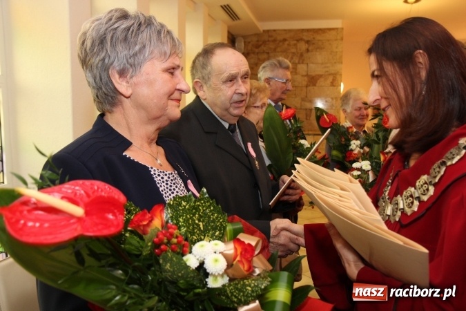 Zdjęcie w galerii na portalu naszraciborz.pl: Razem od pięćdziesięciu lat - siedem par z Raciborza świętowało dziś złote gody wiadomości z regionu