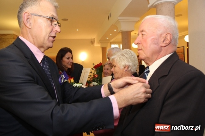 Zdjęcie w galerii na portalu naszraciborz.pl: Razem od pięćdziesięciu lat - siedem par z Raciborza świętowało dziś złote gody wiadomości z regionu