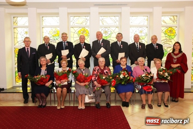 Zdjęcie w galerii na portalu naszraciborz.pl: Razem od pięćdziesięciu lat - siedem par z Raciborza świętowało dziś złote gody wiadomości z regionu