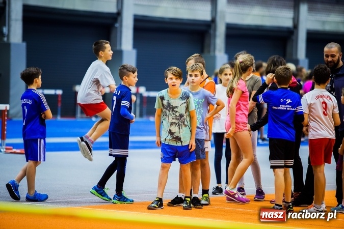 Zdjęcie w galerii na portalu naszraciborz.pl: Halowe Mistrzostwa Raciborza i Powiatu Raciborskiego w Lekkiej Atletyce wiadomości z regionu