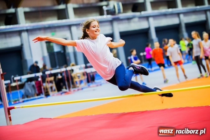 Zdjęcie w galerii na portalu naszraciborz.pl: Halowe Mistrzostwa Raciborza i Powiatu Raciborskiego w Lekkiej Atletyce wiadomości z regionu