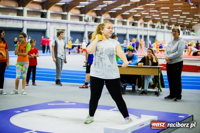 Zdjęcie w galerii na portalu naszraciborz.pl: Halowe Mistrzostwa Raciborza i Powiatu Raciborskiego w Lekkiej Atletyce wiadomości z regionu