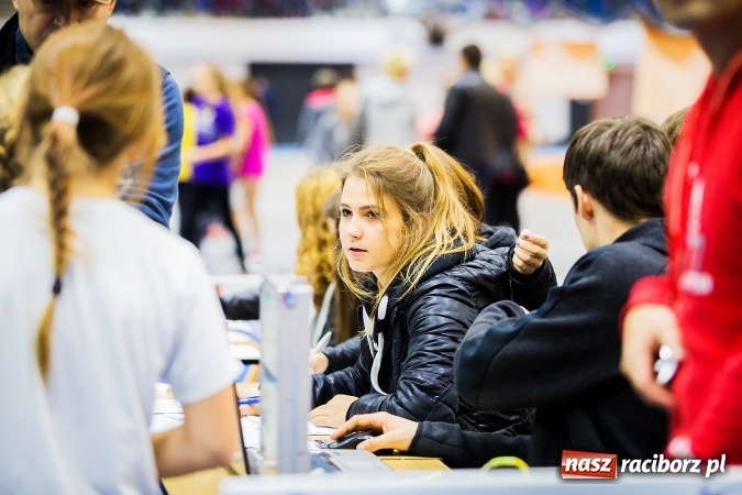 Zdjęcie w galerii na portalu naszraciborz.pl: Halowe Mistrzostwa Raciborza i Powiatu Raciborskiego w Lekkiej Atletyce wiadomości z regionu