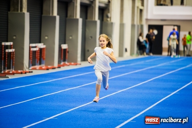 Zdjęcie w galerii na portalu naszraciborz.pl: Halowe Mistrzostwa Raciborza i Powiatu Raciborskiego w Lekkiej Atletyce wiadomości z regionu