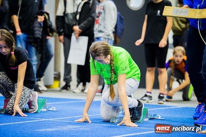 Zdjęcie w galerii na portalu naszraciborz.pl: Halowe Mistrzostwa Raciborza i Powiatu Raciborskiego w Lekkiej Atletyce wiadomości z regionu