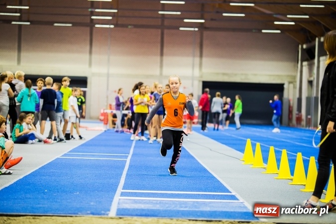 Zdjęcie w galerii na portalu naszraciborz.pl: Halowe Mistrzostwa Raciborza i Powiatu Raciborskiego w Lekkiej Atletyce wiadomości z regionu