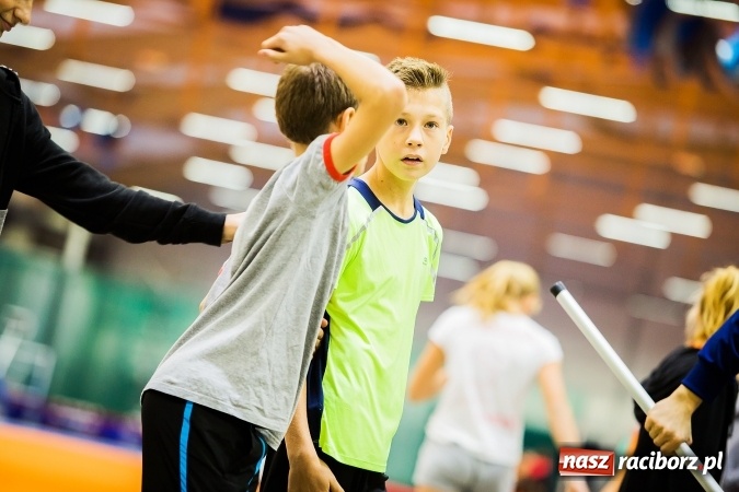 Zdjęcie w galerii na portalu naszraciborz.pl: Halowe Mistrzostwa Raciborza i Powiatu Raciborskiego w Lekkiej Atletyce wiadomości z regionu