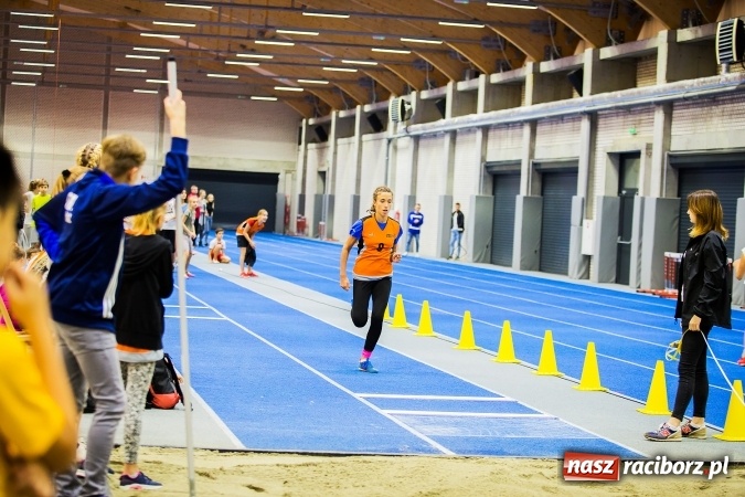 Zdjęcie w galerii na portalu naszraciborz.pl: Halowe Mistrzostwa Raciborza i Powiatu Raciborskiego w Lekkiej Atletyce wiadomości z regionu