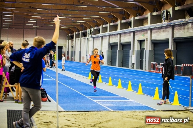 Zdjęcie w galerii na portalu naszraciborz.pl: Halowe Mistrzostwa Raciborza i Powiatu Raciborskiego w Lekkiej Atletyce wiadomości z regionu