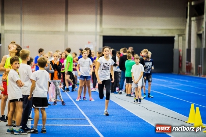 Zdjęcie w galerii na portalu naszraciborz.pl: Halowe Mistrzostwa Raciborza i Powiatu Raciborskiego w Lekkiej Atletyce wiadomości z regionu