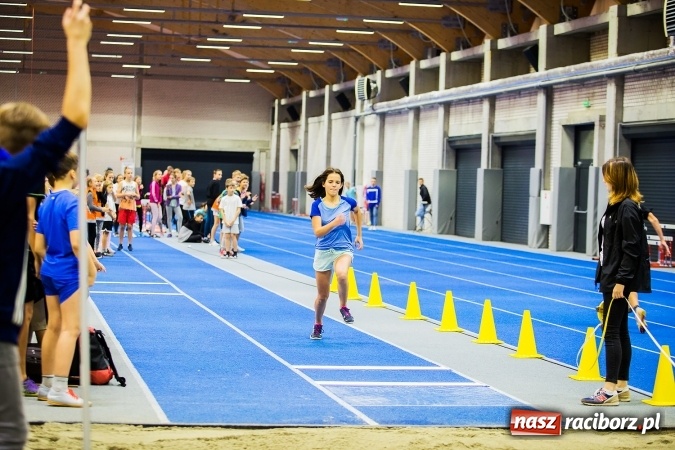 Zdjęcie w galerii na portalu naszraciborz.pl: Halowe Mistrzostwa Raciborza i Powiatu Raciborskiego w Lekkiej Atletyce wiadomości z regionu