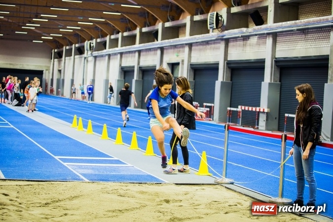 Zdjęcie w galerii na portalu naszraciborz.pl: Halowe Mistrzostwa Raciborza i Powiatu Raciborskiego w Lekkiej Atletyce wiadomości z regionu